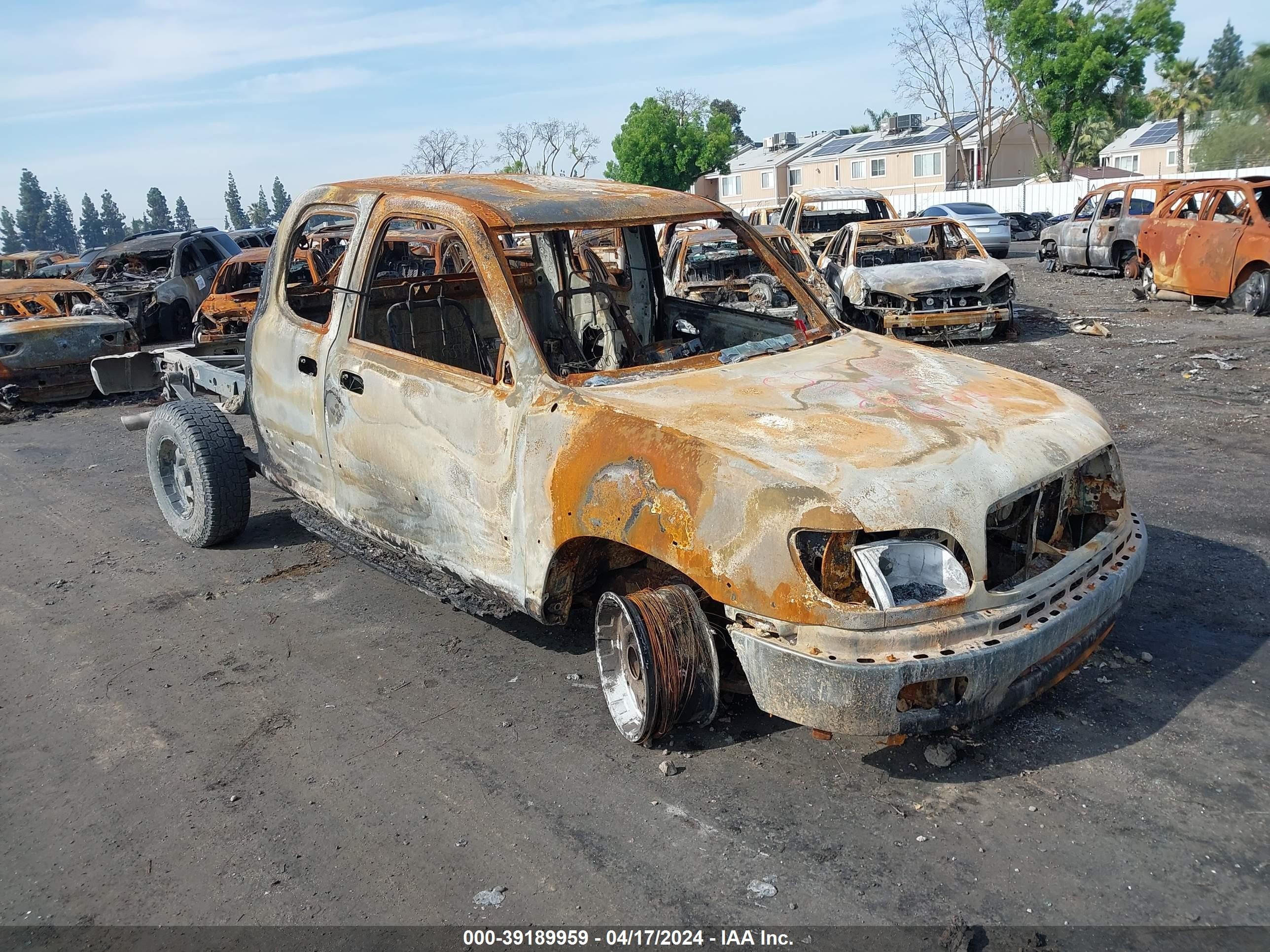 toyota tundra 2000 5tbbt4811ys066658