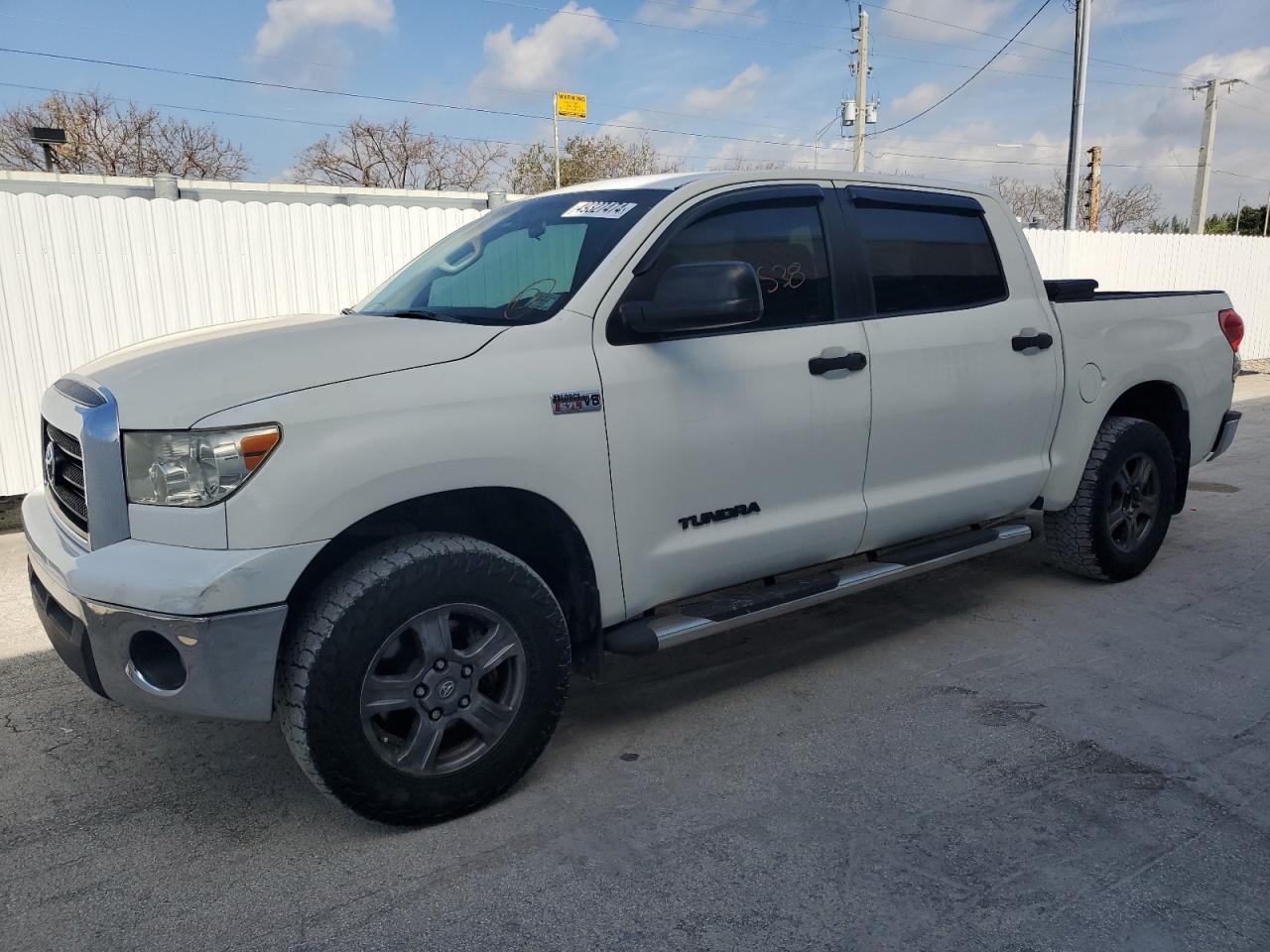 toyota tundra 2008 5tbev54128s477750