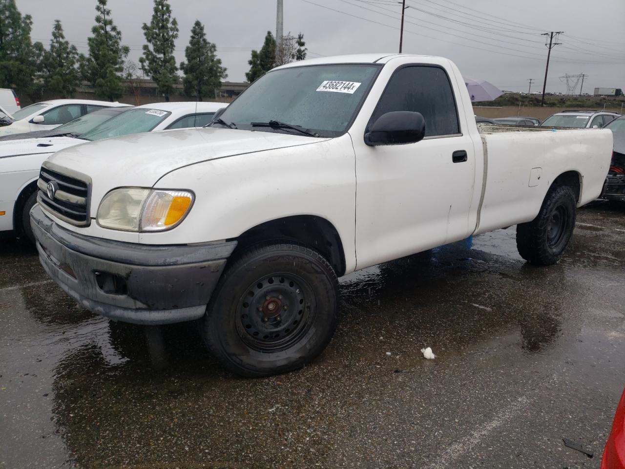 toyota tundra 2000 5tbjn3213ys088251