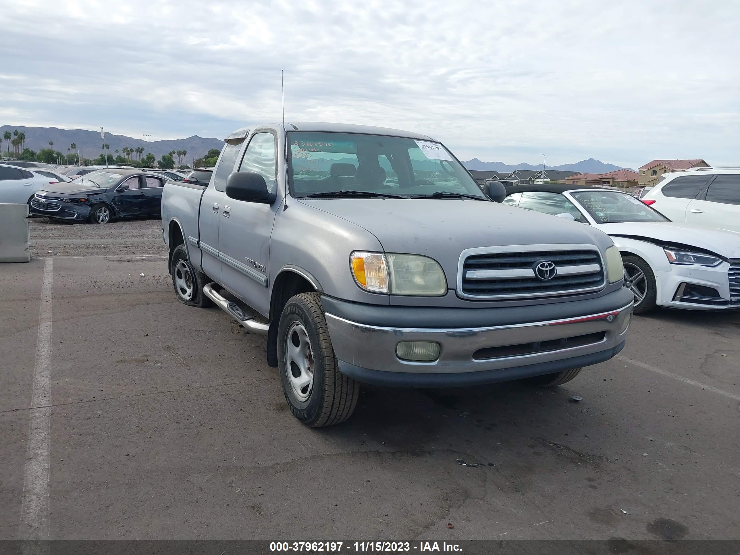 toyota tundra 2002 5tbrn34192s294679