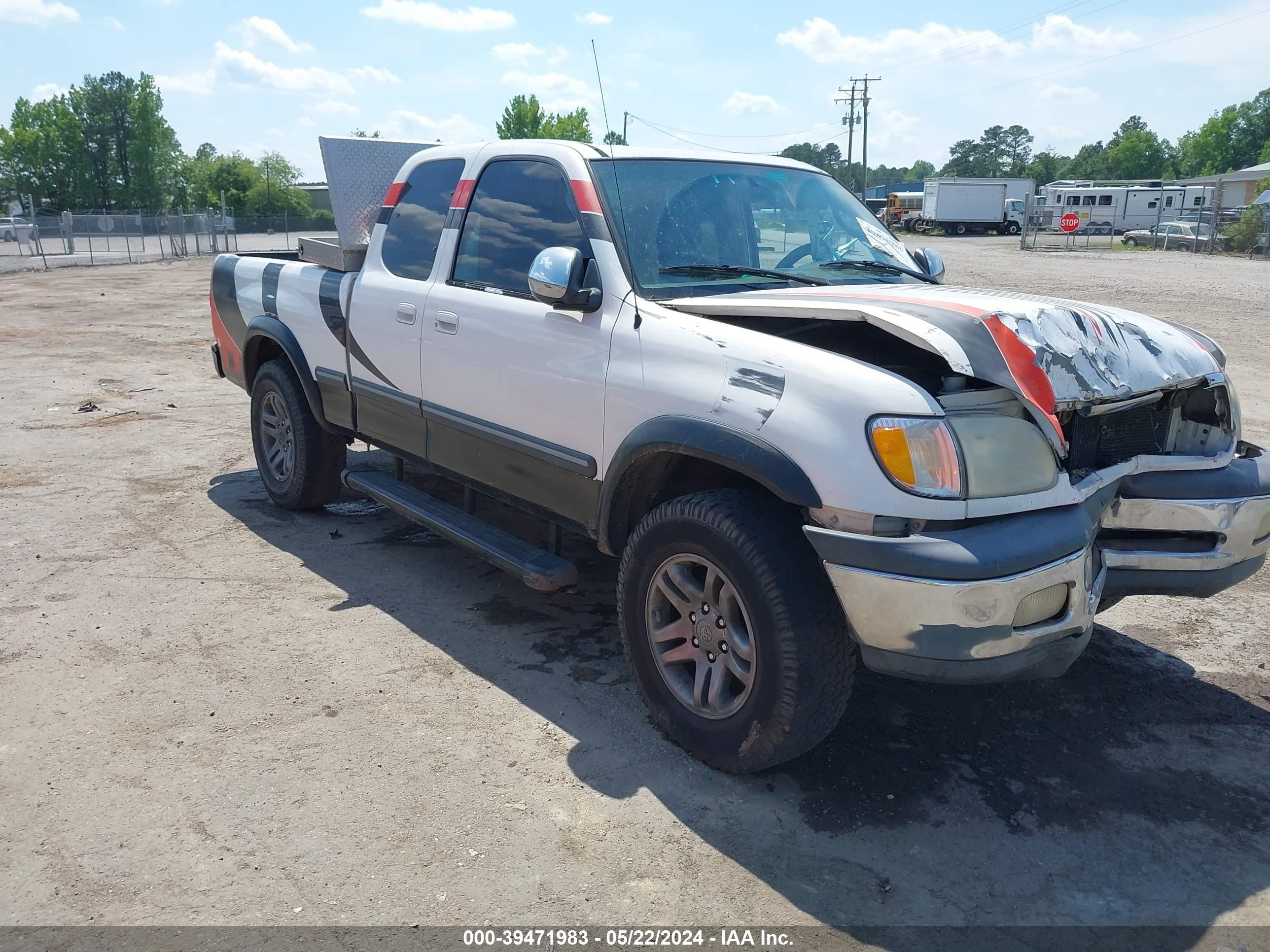 toyota tundra 2000 5tbrt3414ys043471