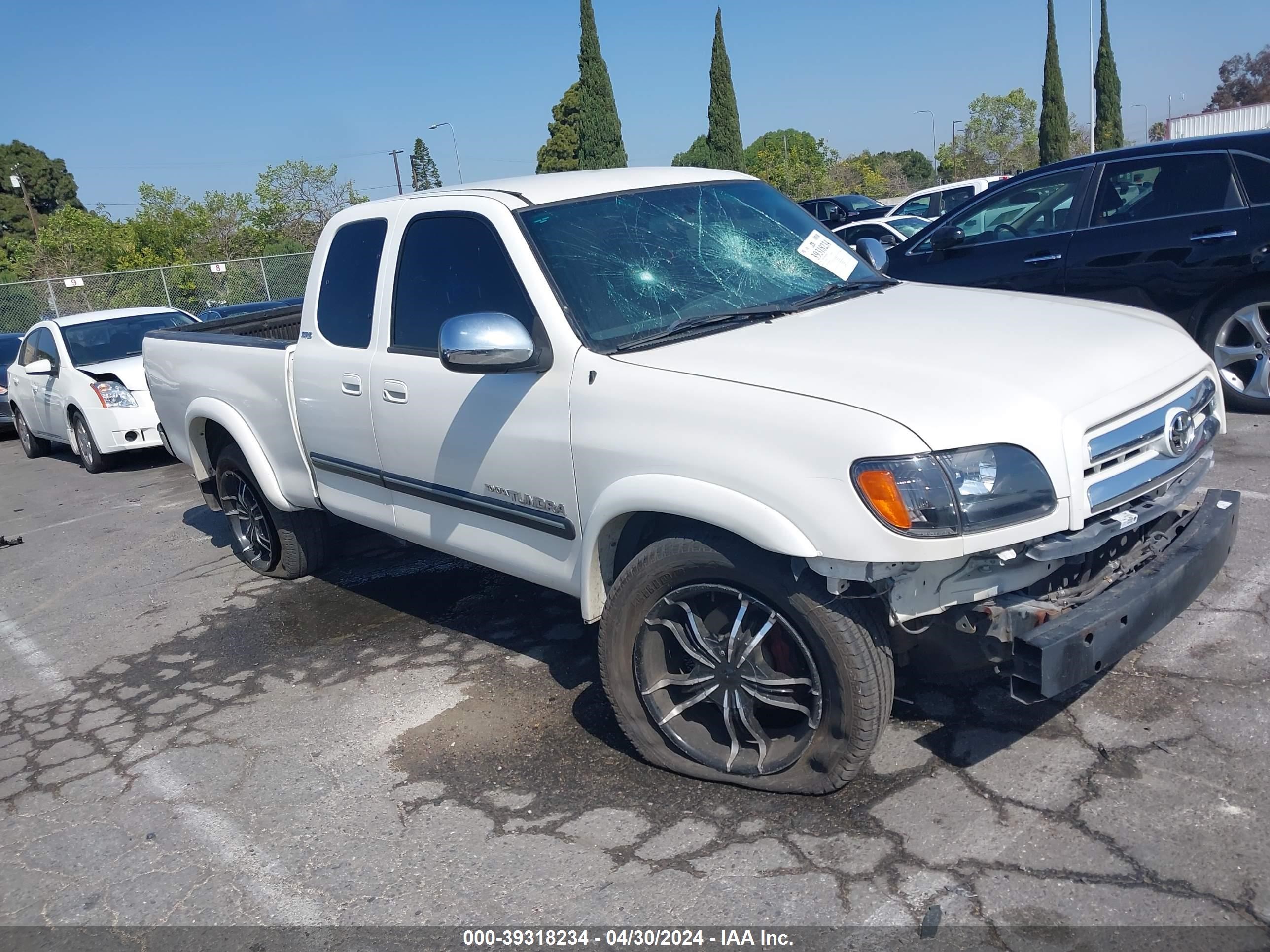 toyota tundra 2004 5tbrt34164s454669