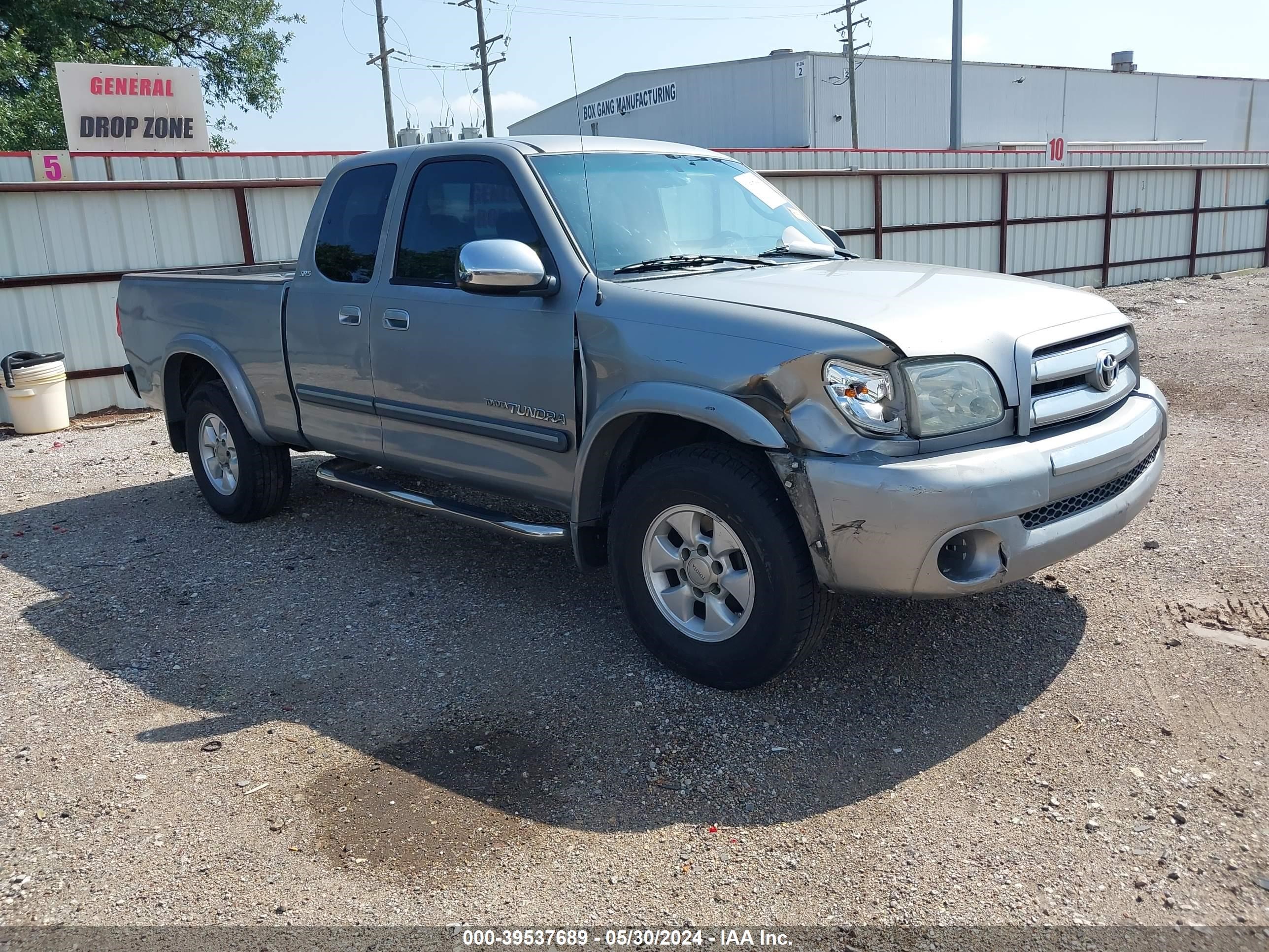 toyota tundra 2005 5tbru34195s450758