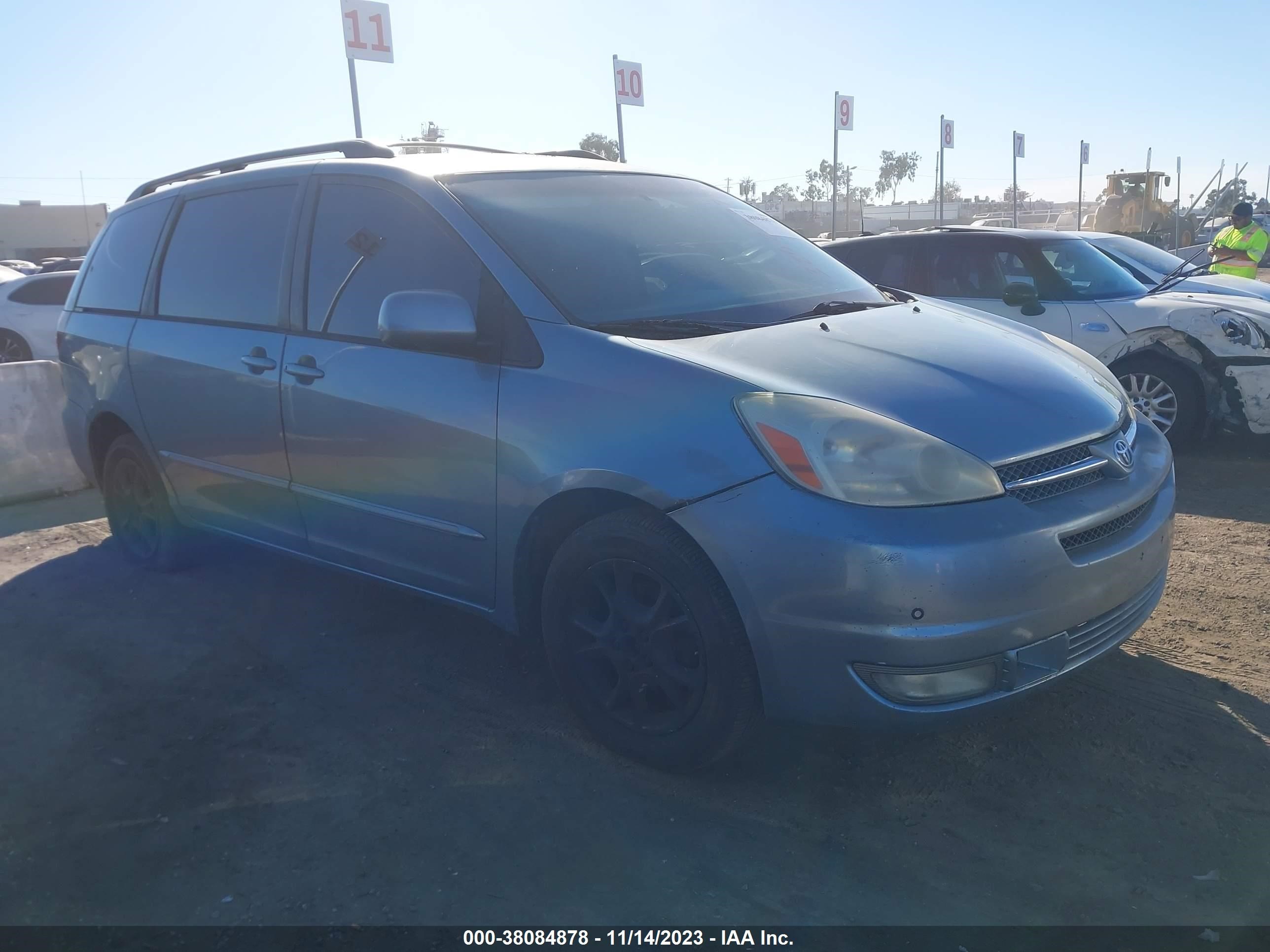 toyota sienna 2005 5tdba22c45s032818