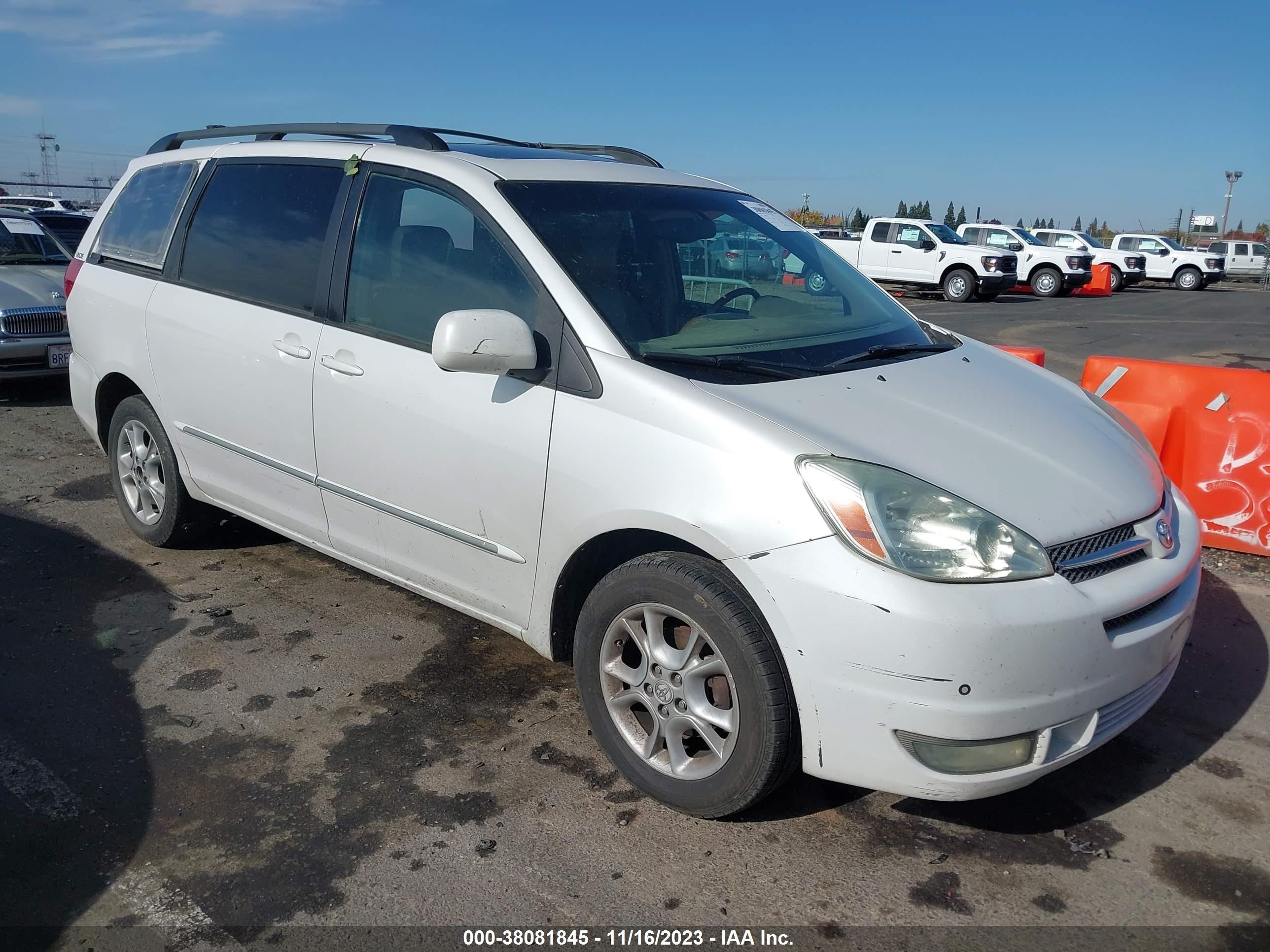 toyota sienna 2004 5tdba22c74s010939