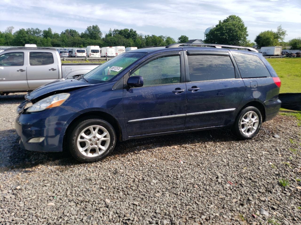 toyota sienna 2006 5tdba22c86s076659