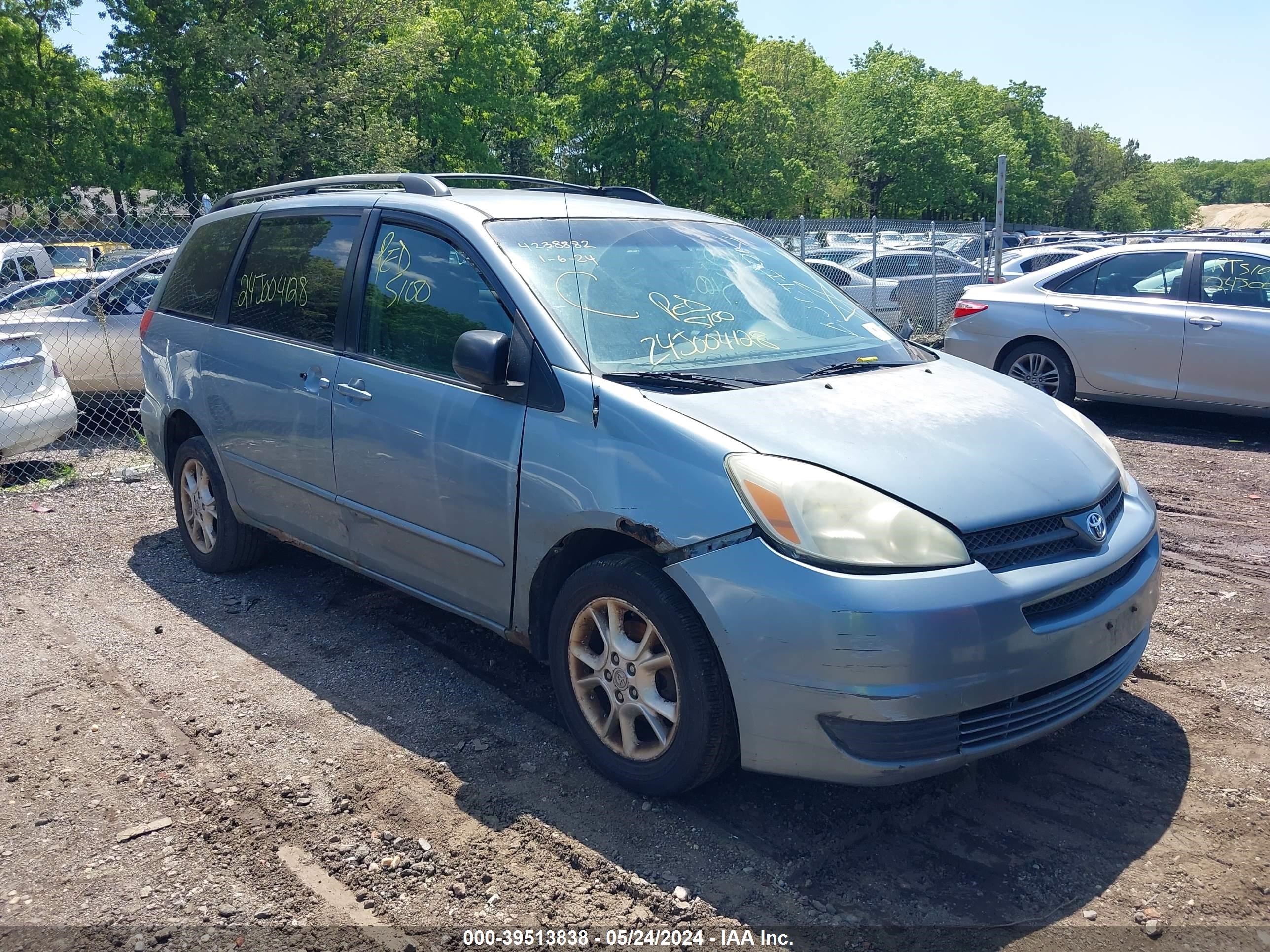 toyota sienna 2004 5tdba23c04s014734