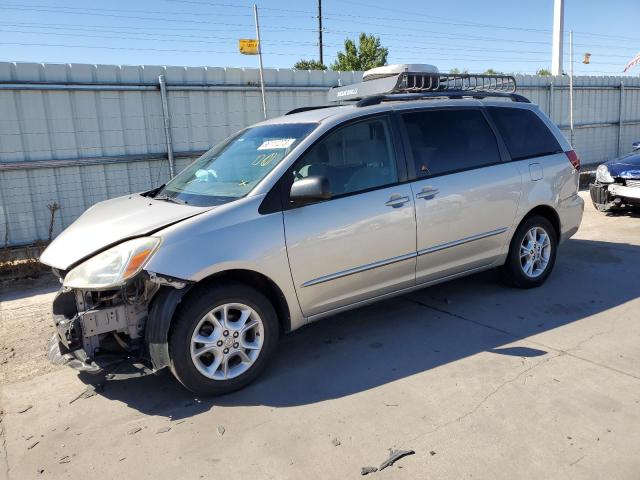 toyota sienna le 2004 5tdba23c04s021067