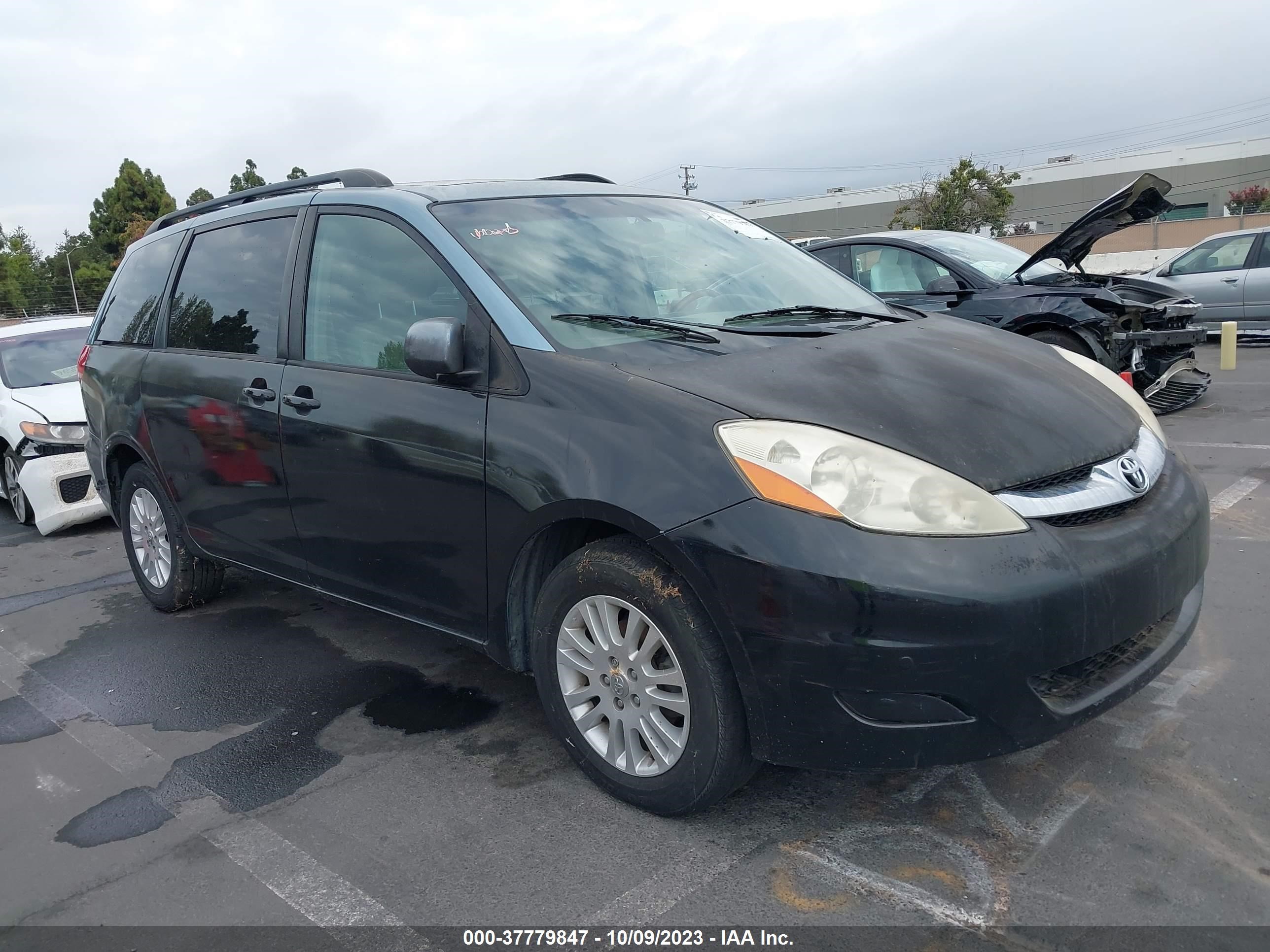 toyota sienna 2008 5tdbk22c38s013520