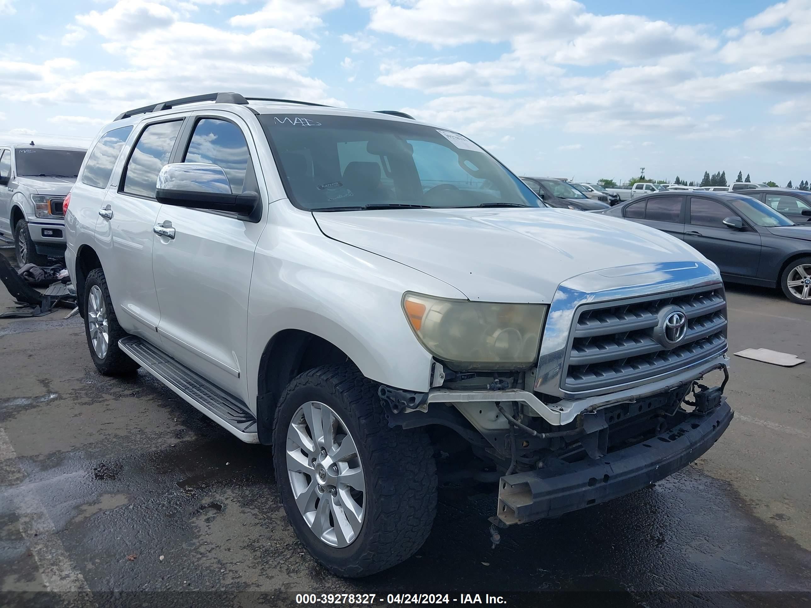 toyota sequoia 2008 5tdby67a38s008749