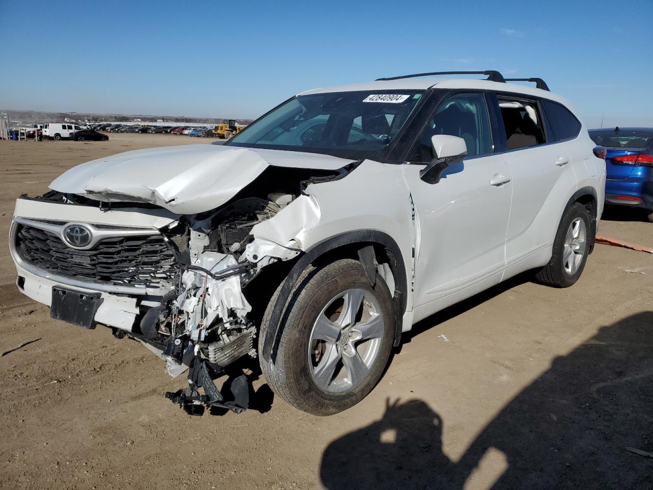 toyota highlander 2022 5tdbzrbh3ns573243