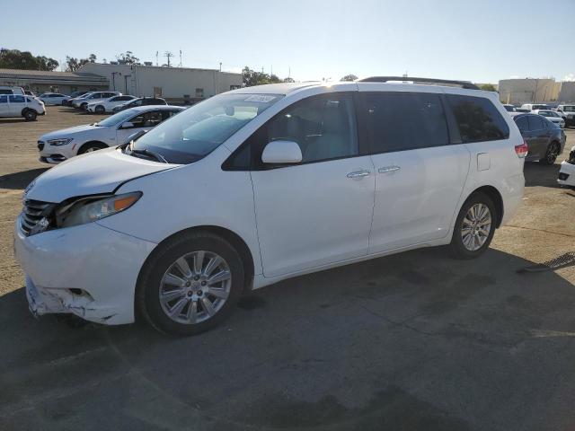 toyota sienna xle 2011 5tddk3dc4bs007583