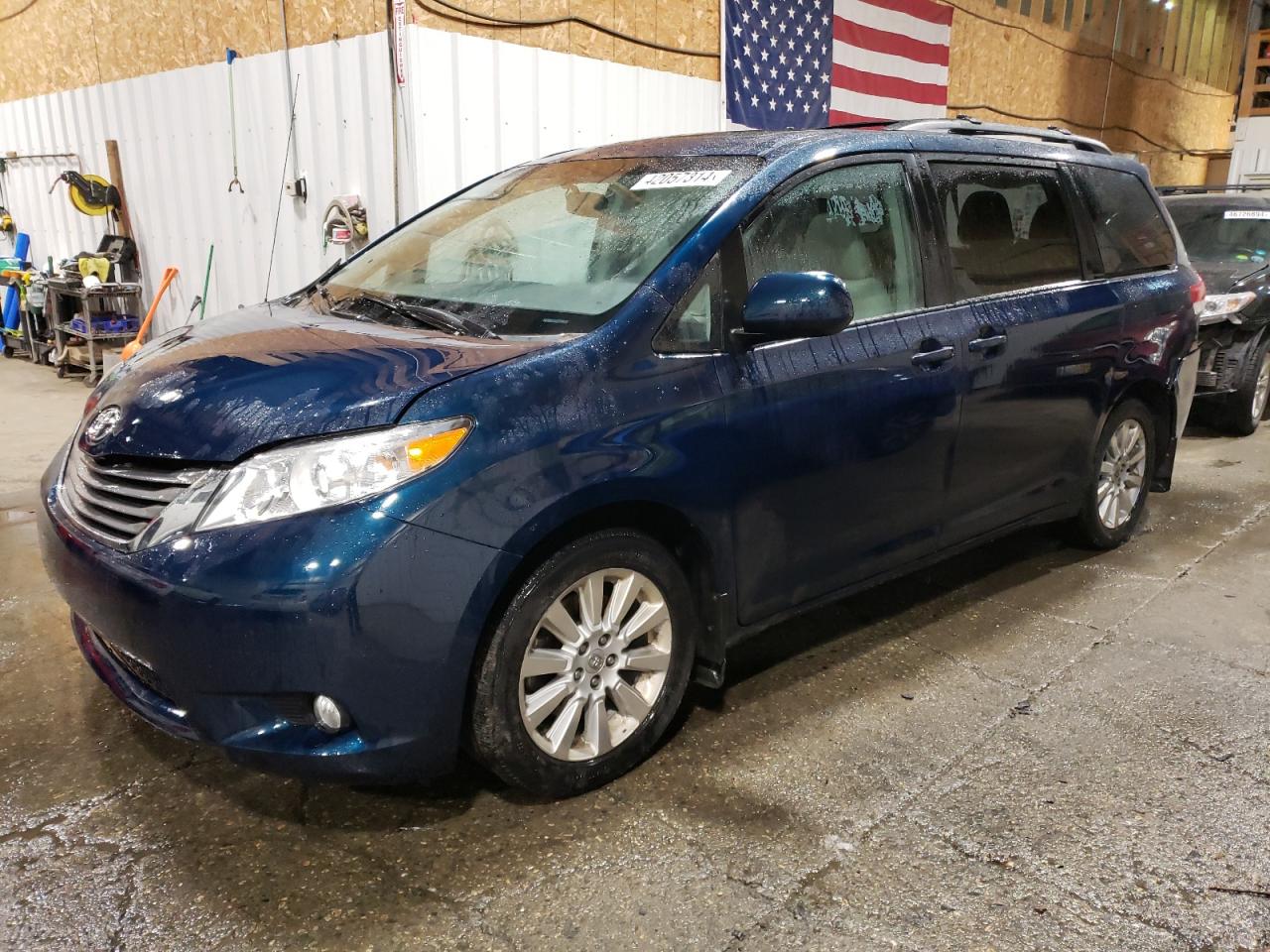 toyota sienna 2012 5tddk3dc4cs032680