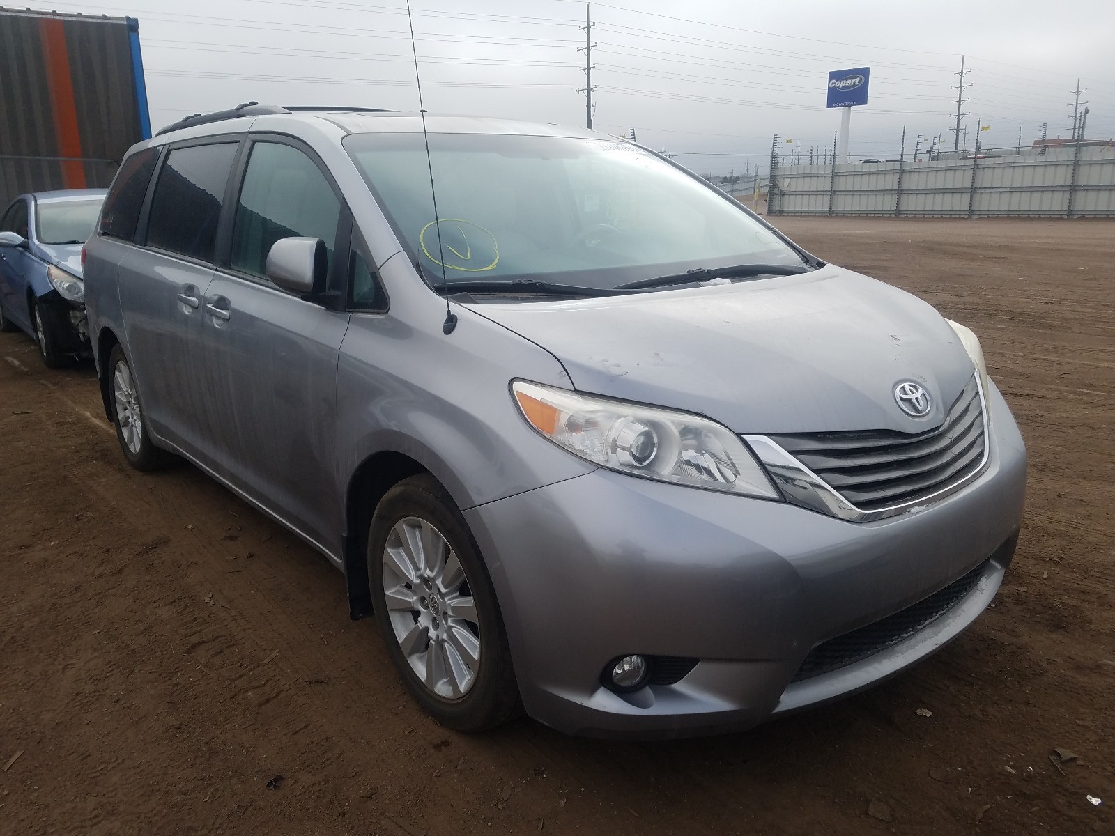 toyota sienna xle 2012 5tddk3dc5cs037337