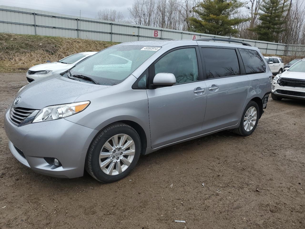 toyota sienna 2013 5tddk3dc6ds051653