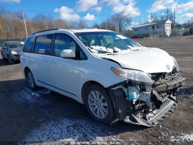 toyota  2016 5tddk3dc6gs131524