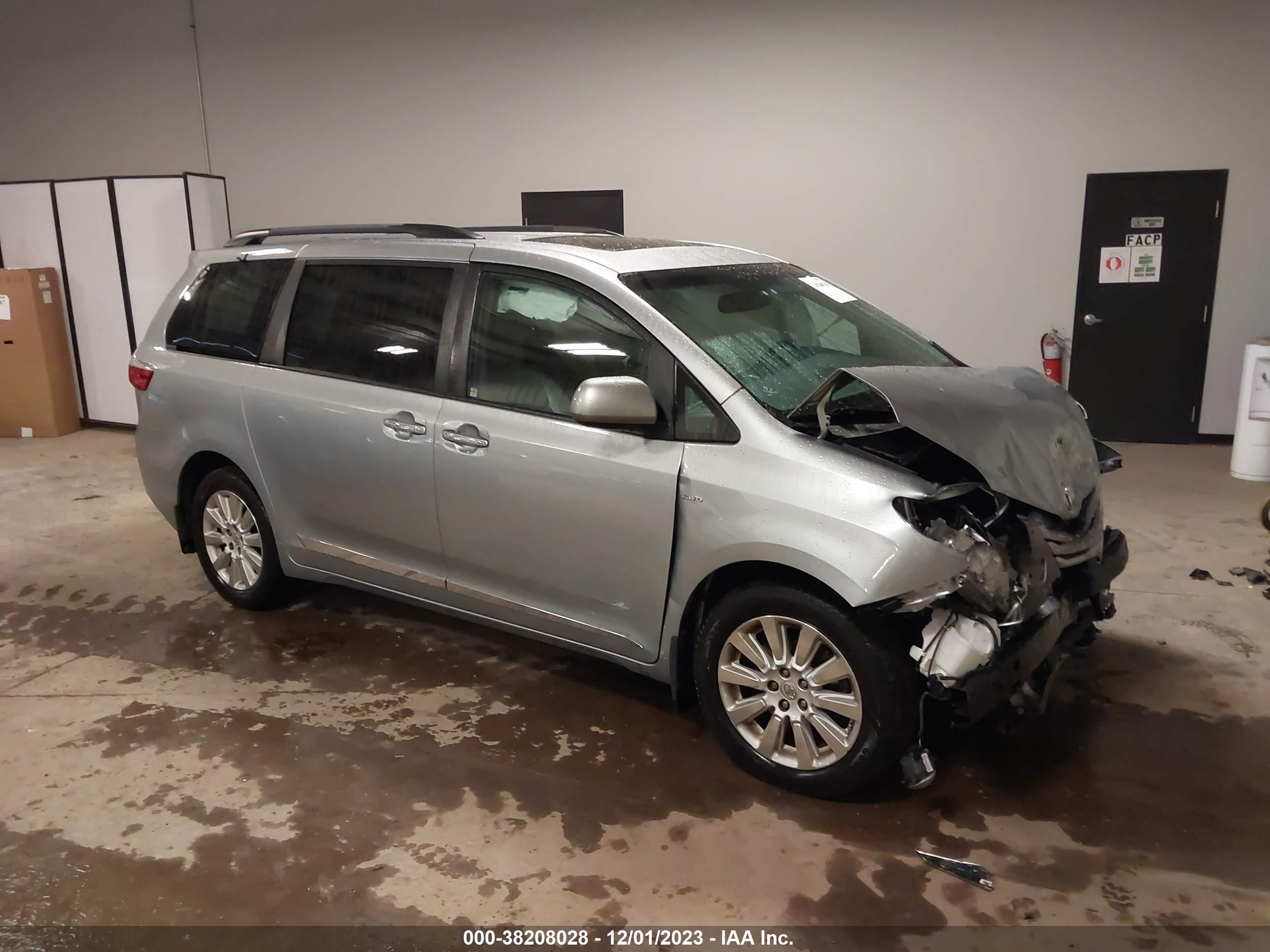 toyota sienna 2016 5tddk3dc9gs143828