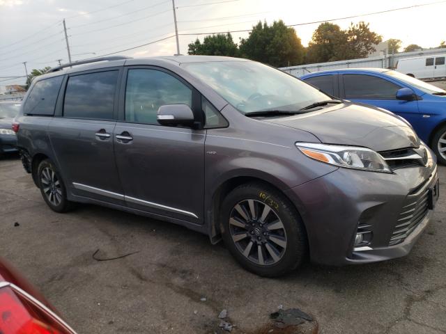 toyota  2018 5tddz3dc2js205055