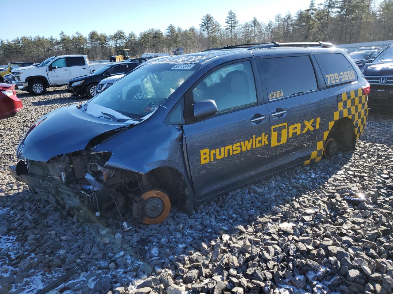 toyota sienna 2017 5tddz3dc3hs175607