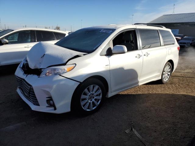 toyota sienna xle 2018 5tddz3dc3js202245