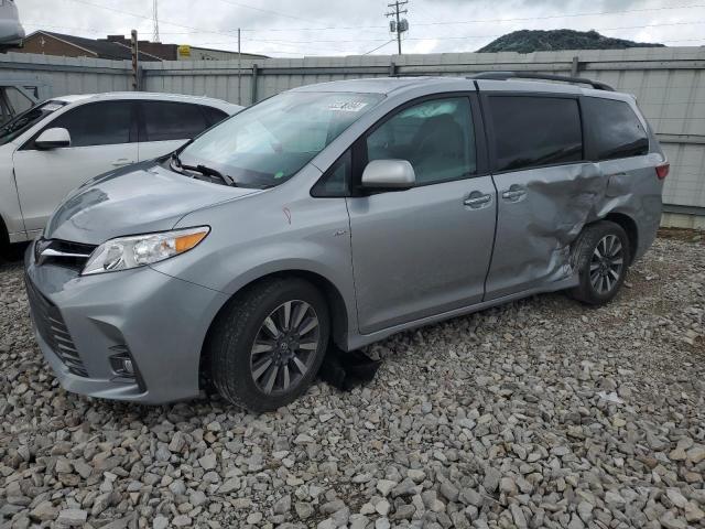 toyota sienna xle 2018 5tddz3dc3js203024