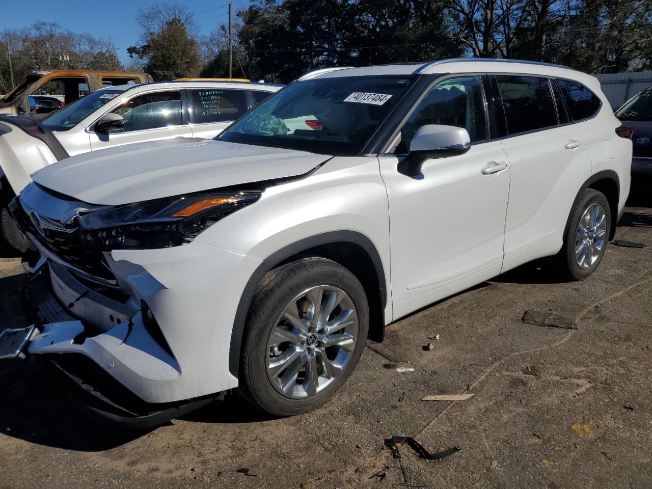 toyota highlander 2022 5tddzrbh3ns211213