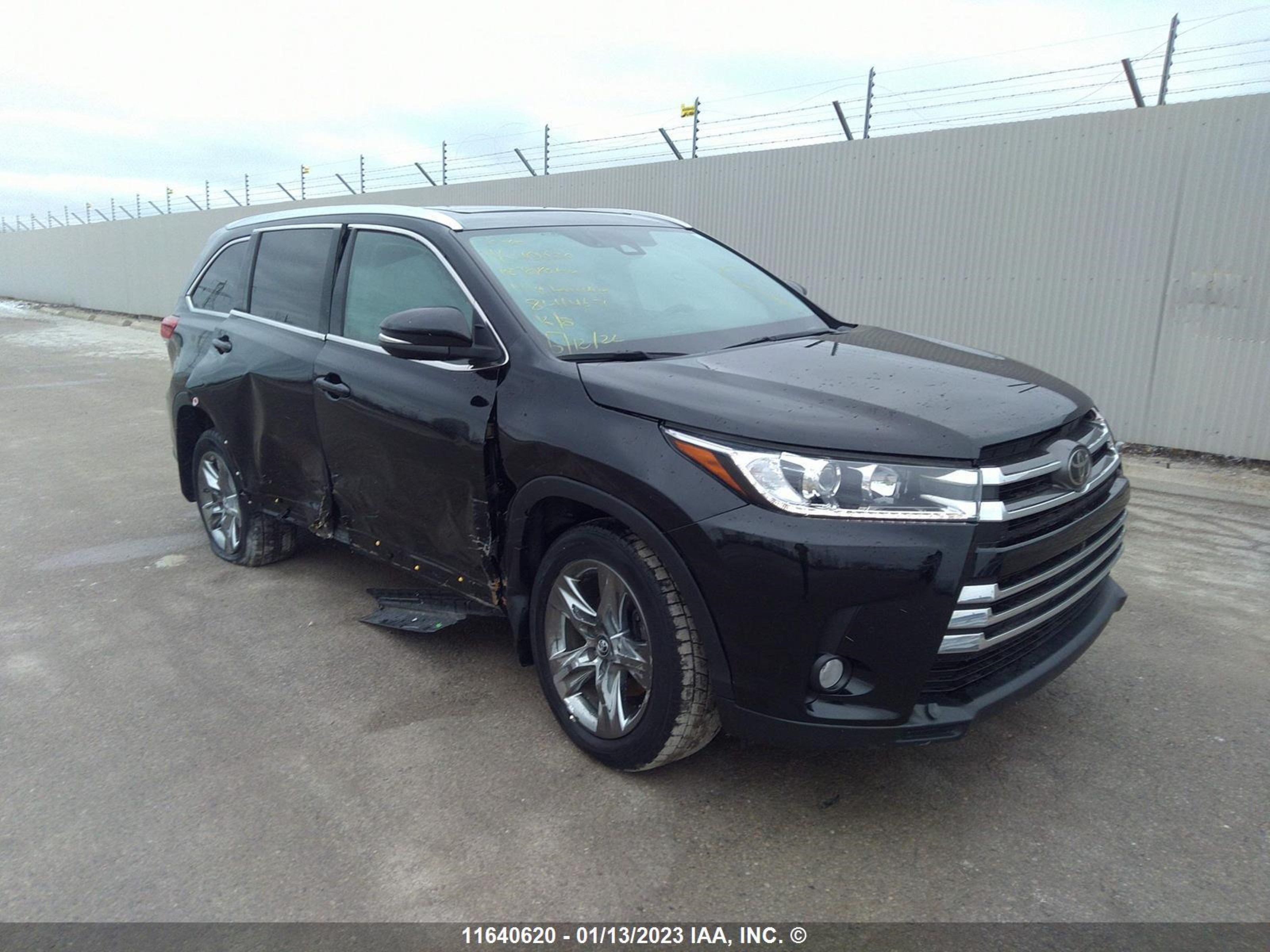 toyota highlander 2018 5tddzrfh0js841467