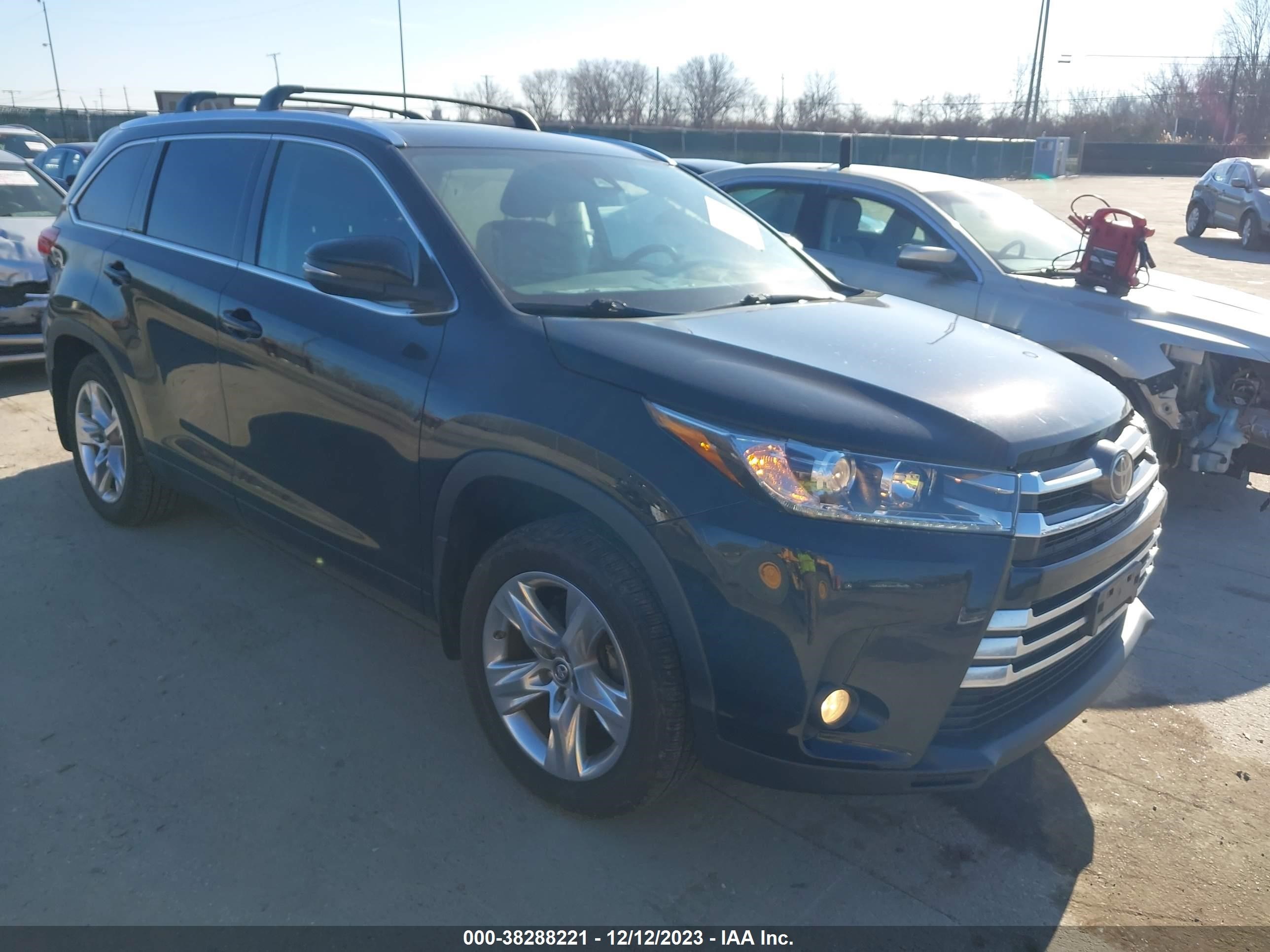 toyota highlander 2018 5tddzrfh2js883882