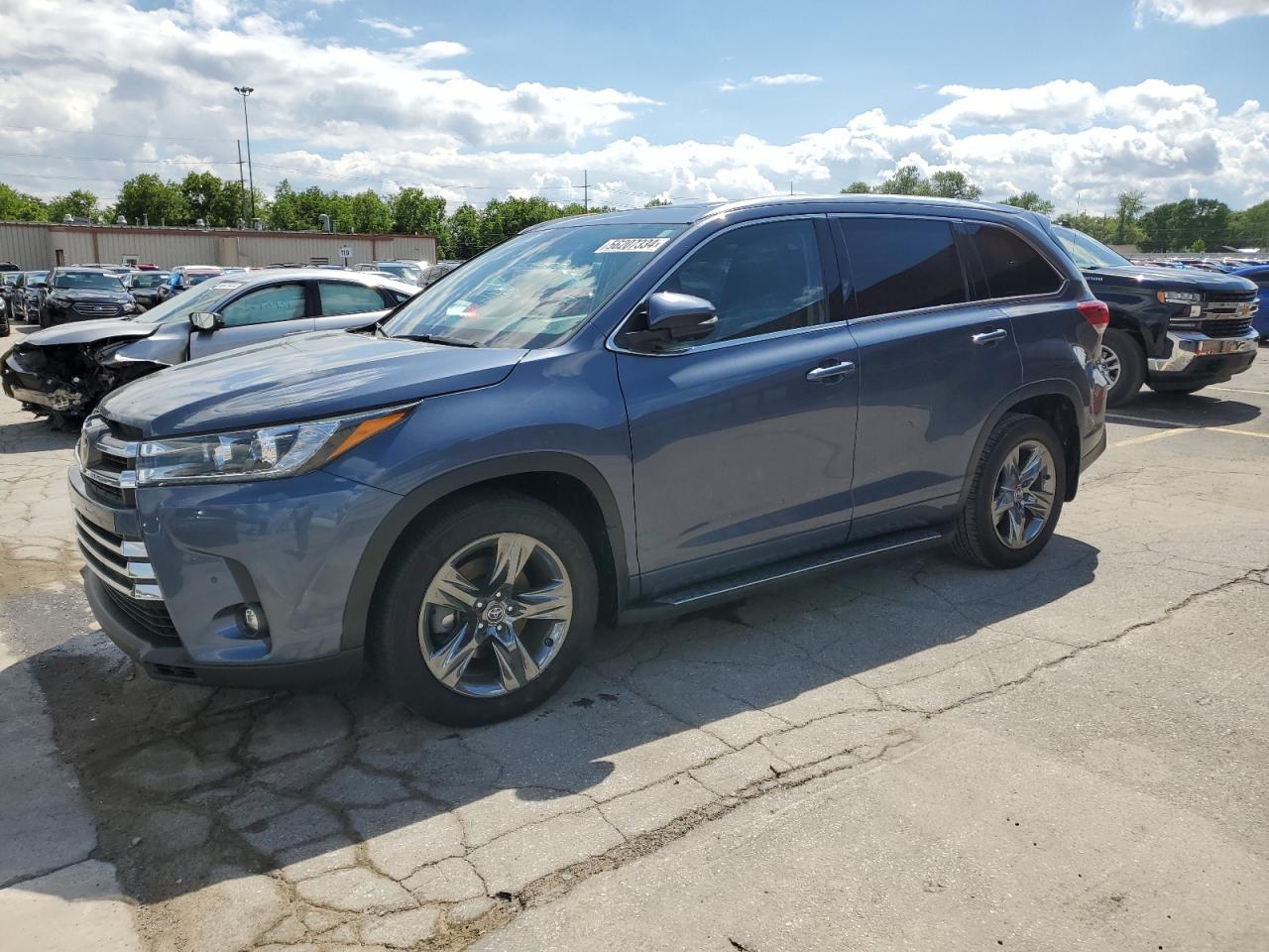 toyota highlander 2019 5tddzrfh2ks970036