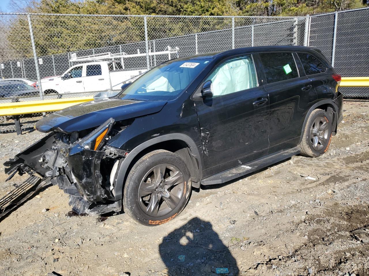 toyota highlander 2019 5tddzrfh7ks705872