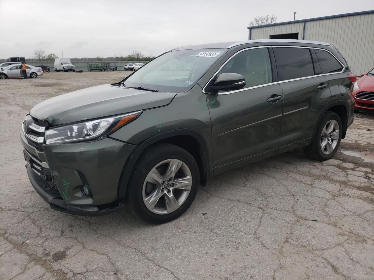 toyota highlander 2018 5tddzrfhxjs496299