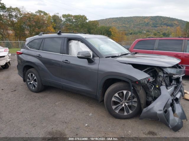 toyota highlander 2022 5tdgzrbh4ns574620