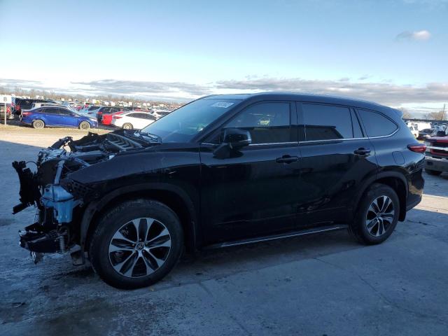 toyota highlander 2022 5tdhzrbh4ns243766