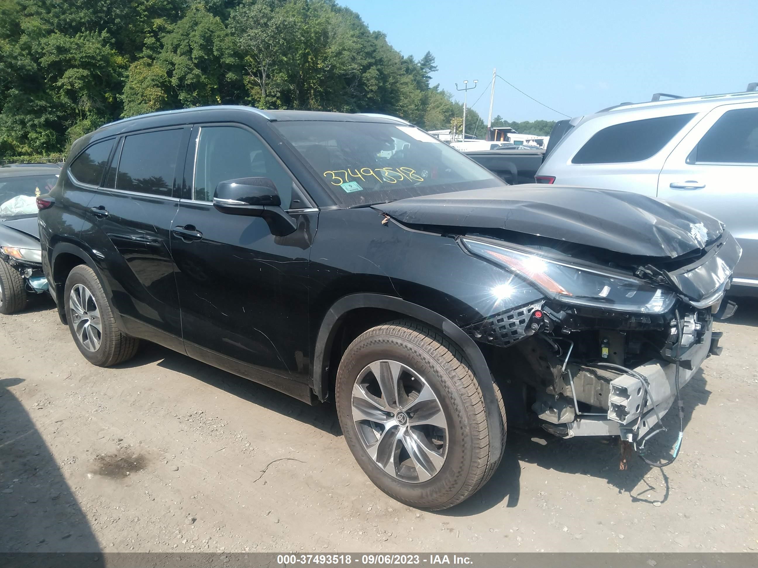 toyota highlander 2021 5tdhzrbh9ms075833