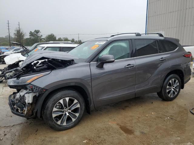 toyota highlander 2022 5tdhzrbh9ns203182