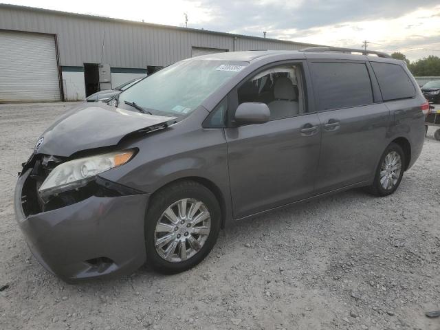 toyota sienna le 2011 5tdjk3dc2bs014275