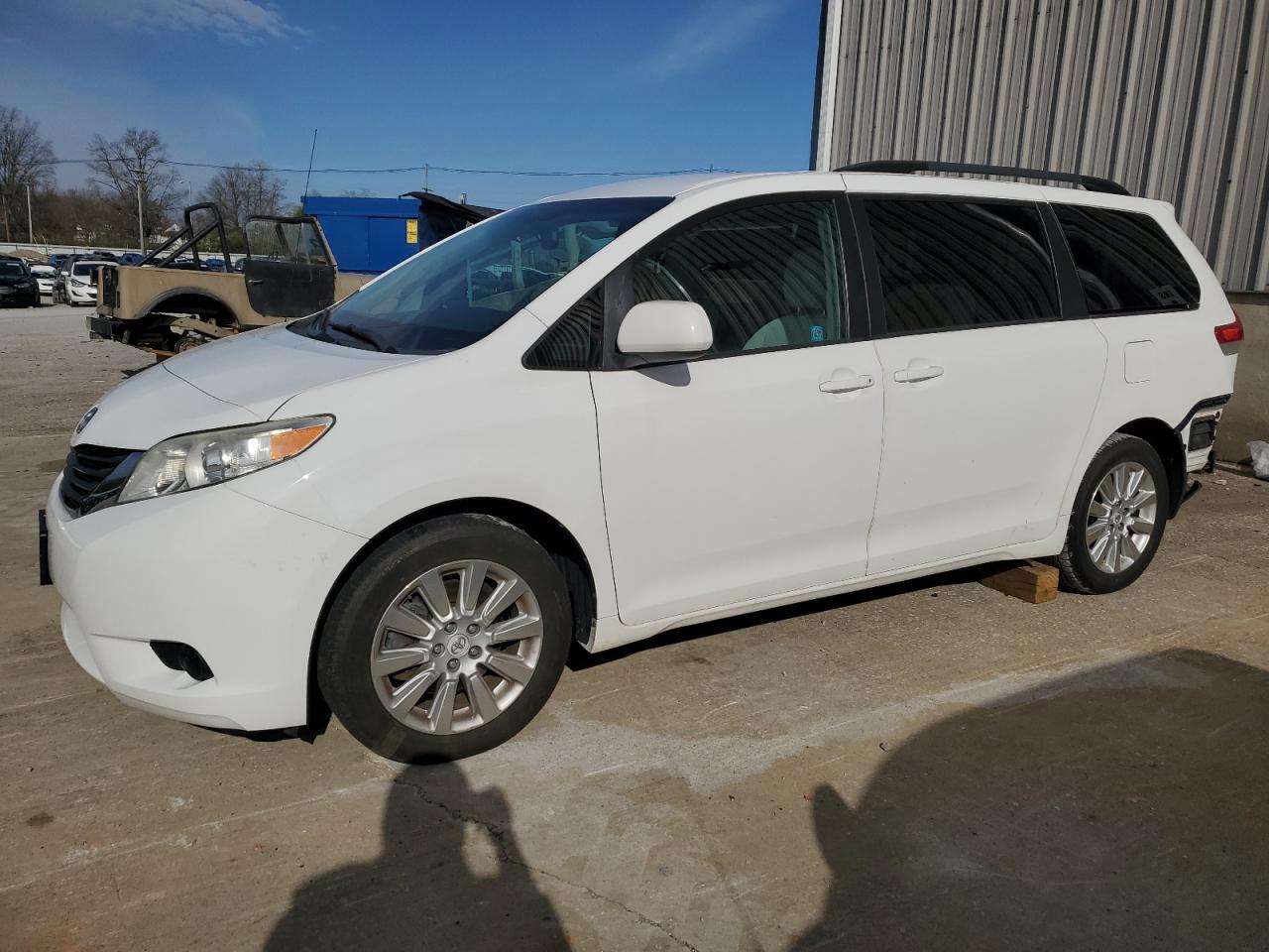 toyota sienna 2012 5tdjk3dc2cs035029