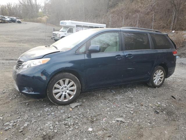 toyota sienna le 2012 5tdjk3dc3cs048341