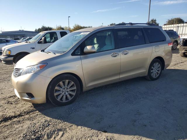 toyota sienna le 2011 5tdjk3dc4bs007599