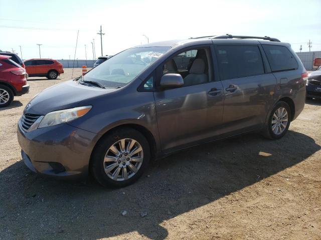 toyota sienna le 2011 5tdjk3dc5bs006977