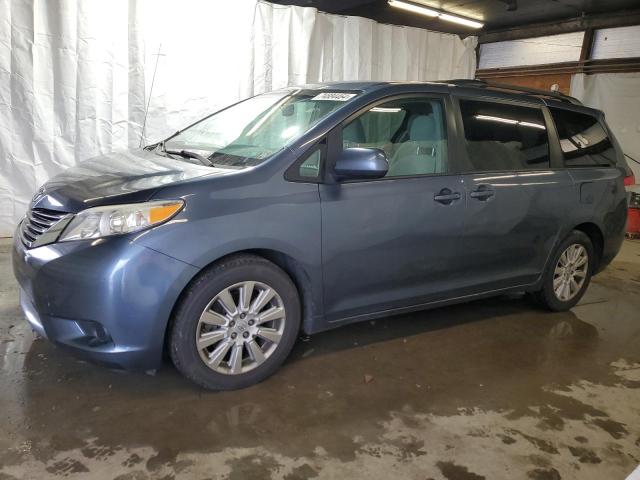 toyota sienna le 2013 5tdjk3dc5ds057401