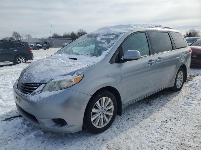 toyota sienna le 2012 5tdjk3dc8cs041482