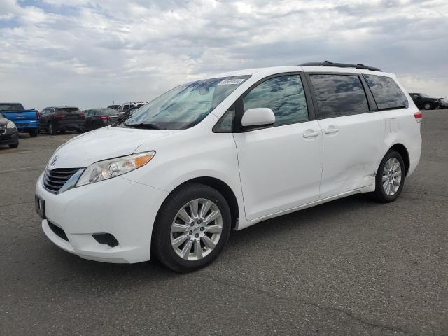 toyota sienna le 2011 5tdjk3dc9bs029789