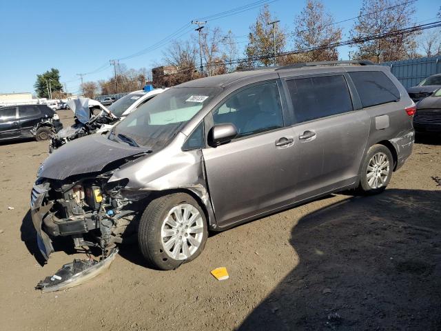 toyota sienna le 2015 5tdjk3dc9fs096611