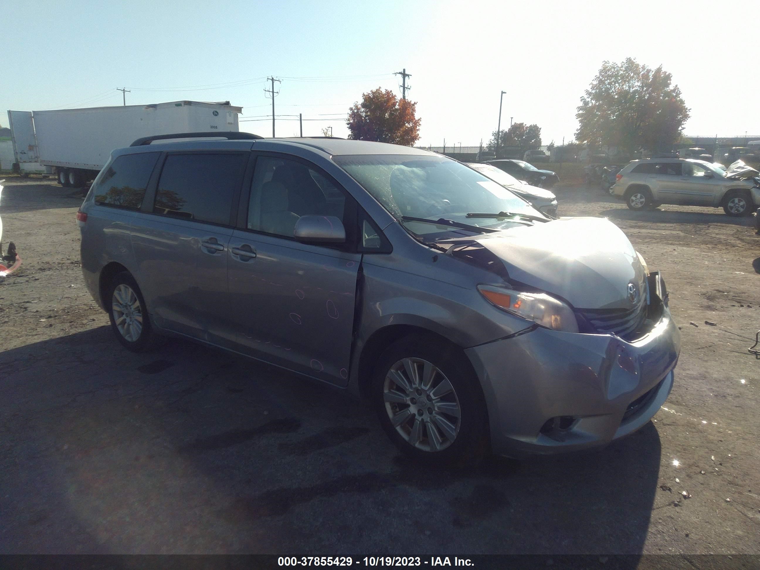 toyota sienna 2011 5tdjk3dcxbs029946