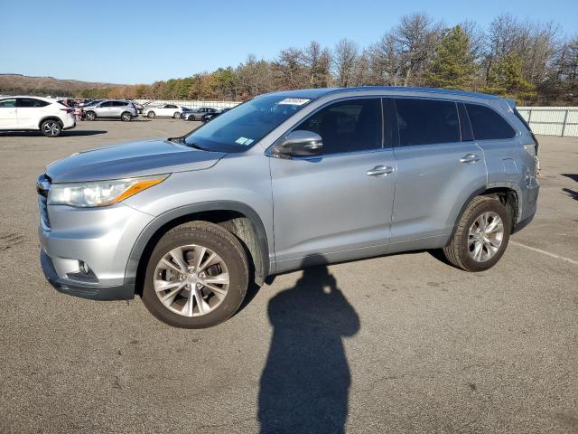 toyota highlander 2015 5tdjkrfh0fs182188