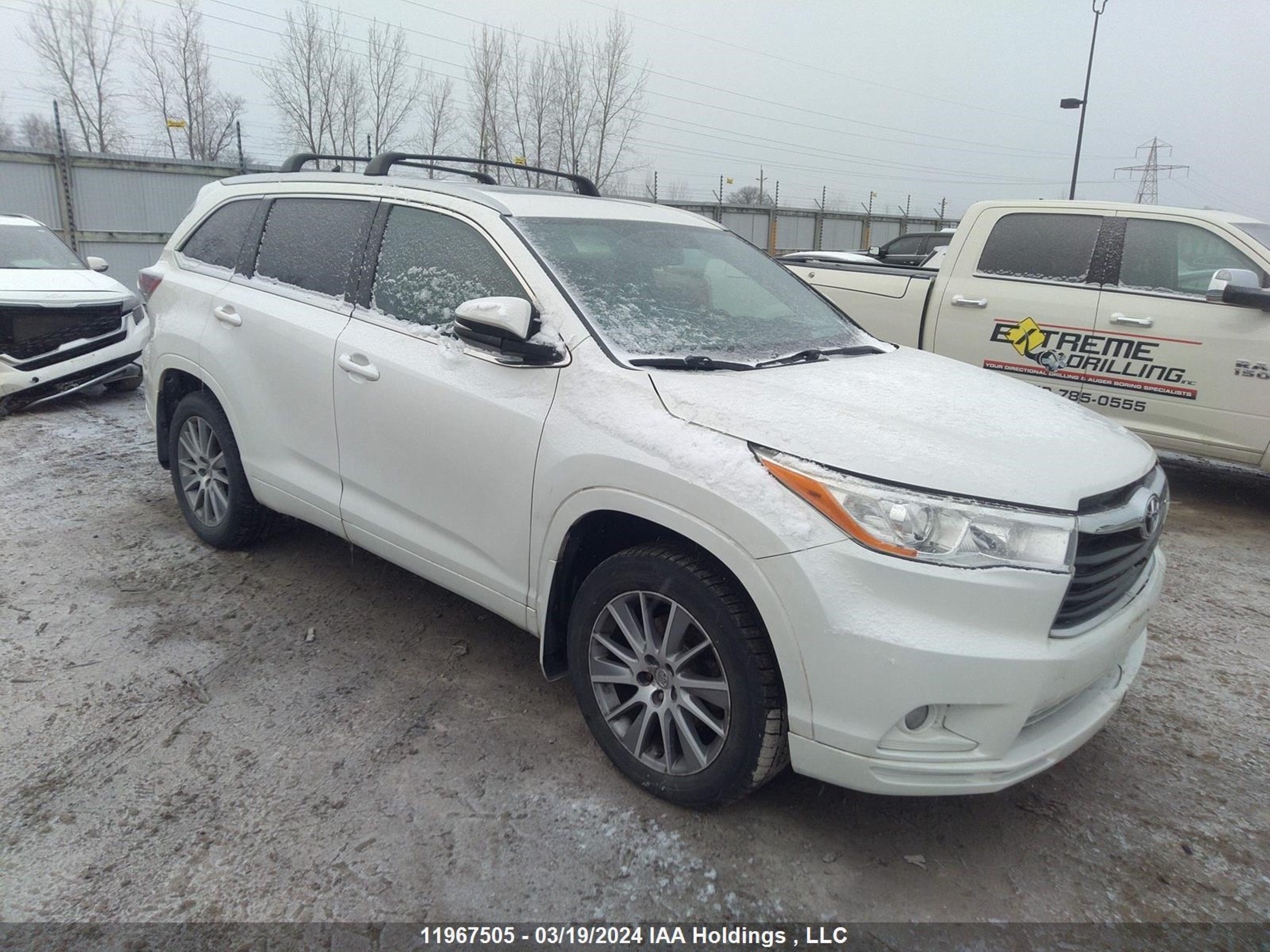 toyota highlander 2014 5tdjkrfh5es039199