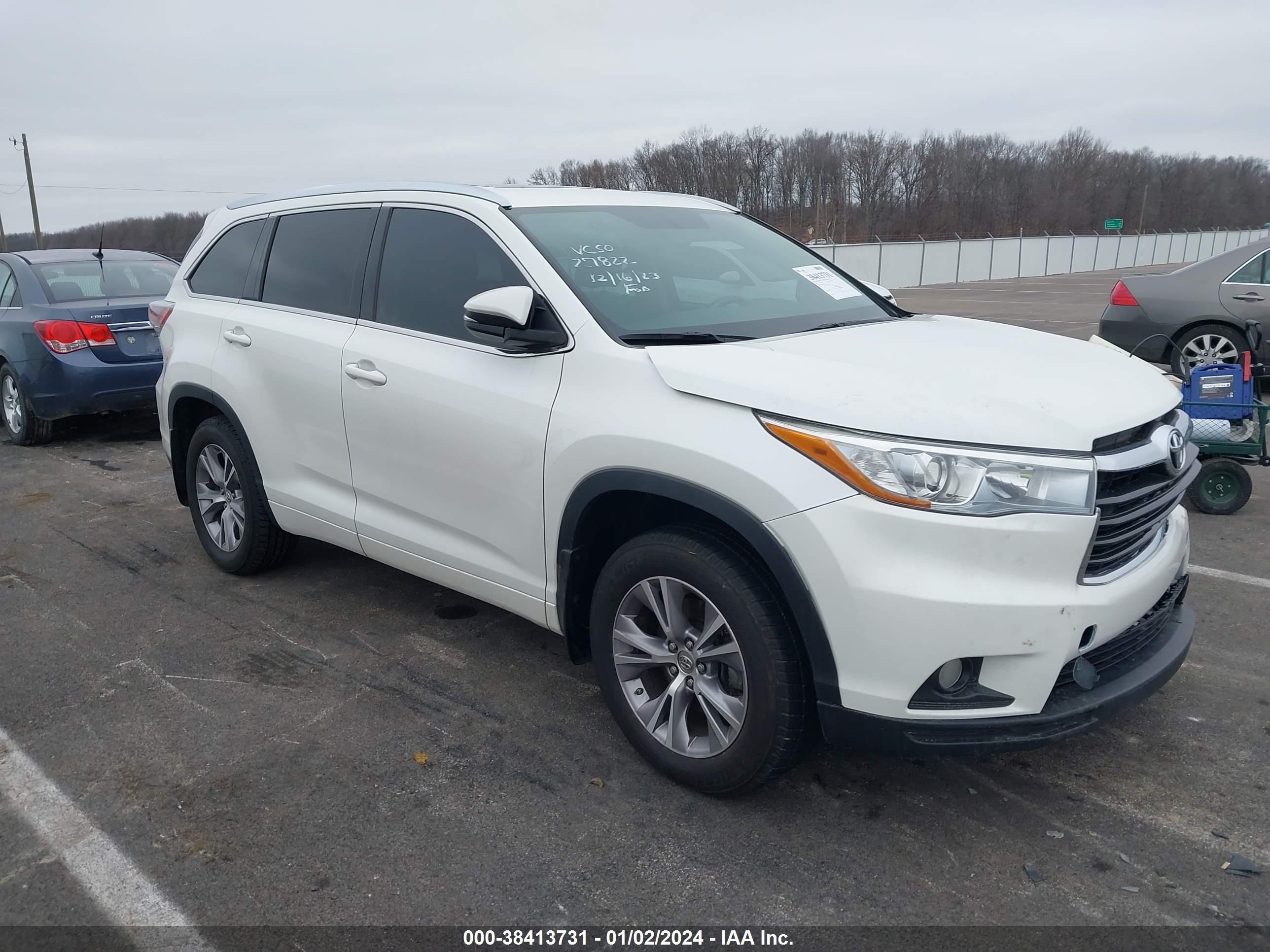 toyota highlander 2015 5tdjkrfh8fs163856