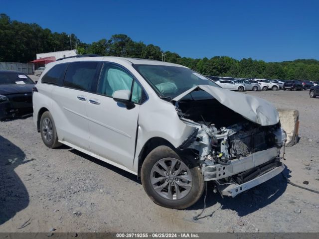 toyota sienna 2024 5tdjrkec9rs182395