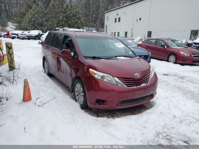 toyota sienna 2017 5tdjz3dc3hs166943